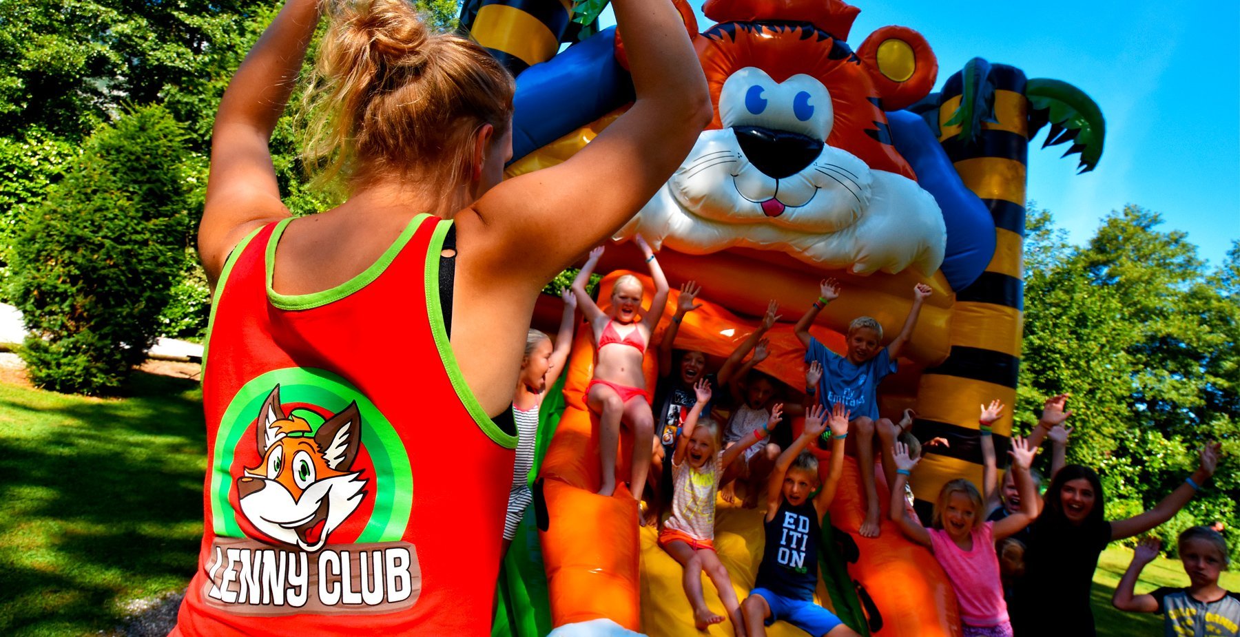 324 editeur page bloc element lenny club lac bleu 1800x925